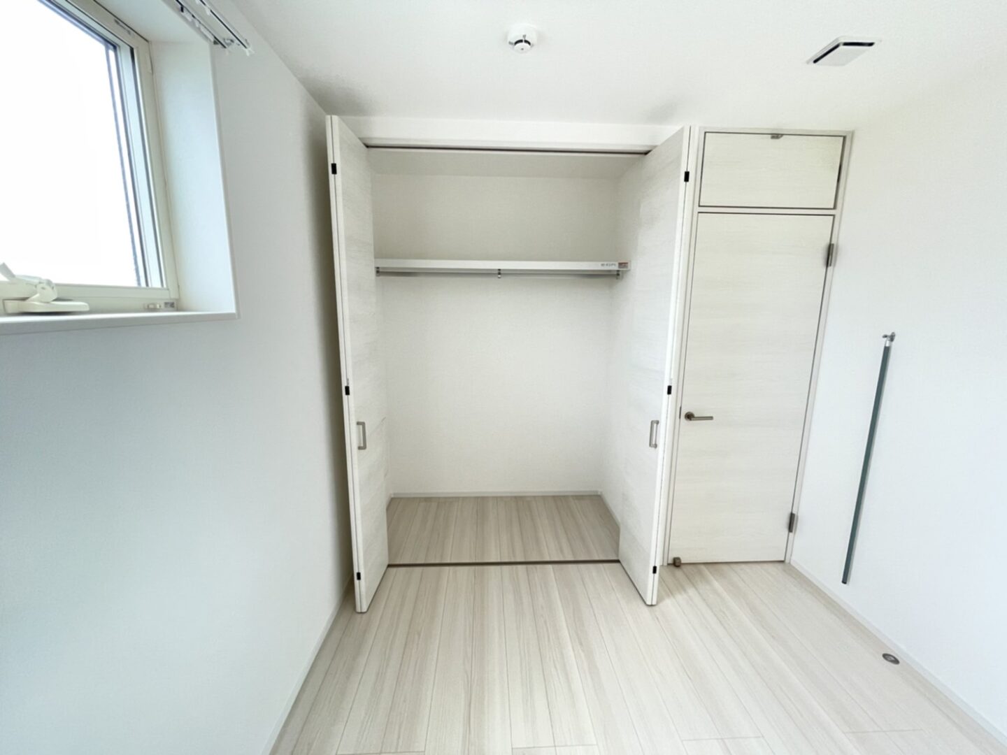 ウォークインクローゼット① ウォークインクローゼット①