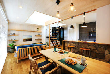 住宅:燕市粟生津|未入居物件 おしゃれな家具雑貨付 3LDK 爽やかな開放的な吹抜 モデルハウス販売 住宅:燕市粟生津|未入居物件 おしゃれな家具雑貨付 3LDK 爽やかな開放的な吹抜 モデルハウス販売